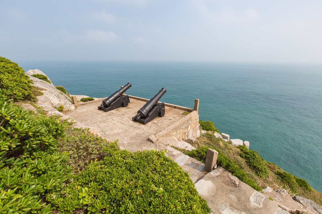 東湧燈塔(東引島燈塔)