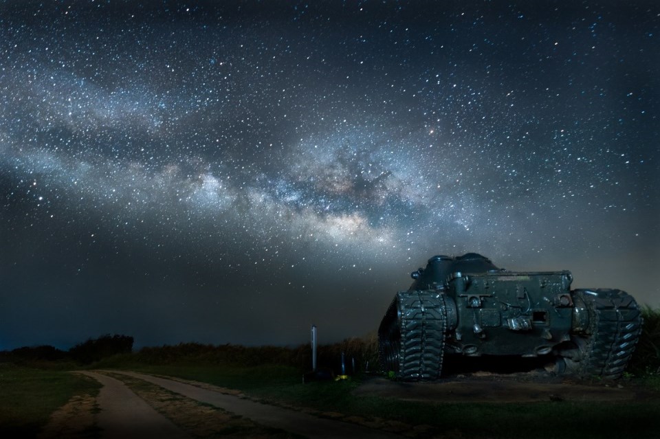2022 award-winning work《Tank Chariot in the Milky Way》 photo by Chien,Kuo-Hsuan_no