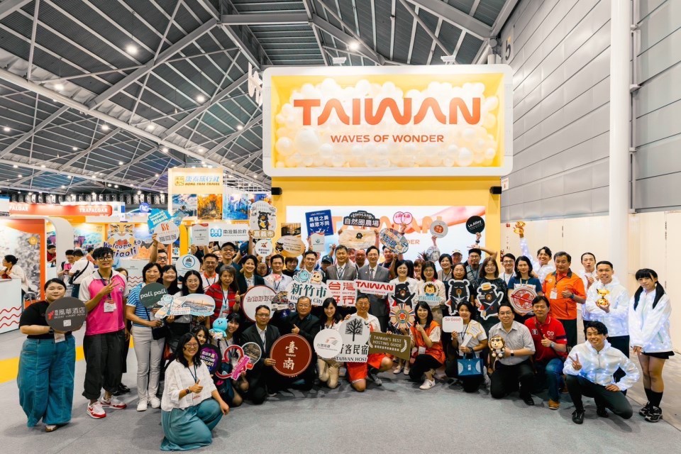 Matsu National Scenic Area Headquarters Joins 2025 Singapore Autumn Travel Expo_no