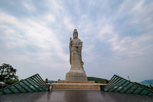 Statue of the Goddess Matzu